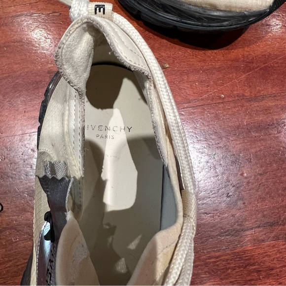 Givenchy Cream and Black Women's Sneakers - Picture 3 of 6